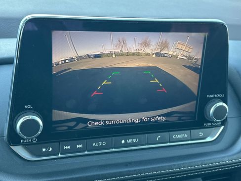 Certified 2023 Nissan Rogue S image 19