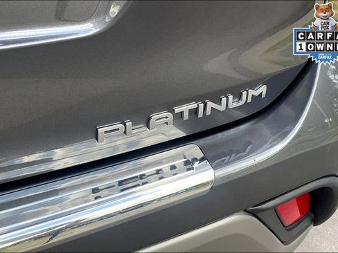 Used 2024 Toyota Highlander Platinum image 8