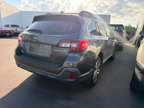 Used 2018 Subaru Outback 2.5i Limited AWD/4WD image 5