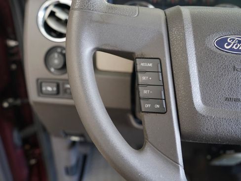 Used 2010 Ford F150 XLT RWD image 13