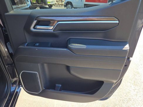 Certified 2023 Chevrolet Silverado 1500 LT AWD/4WD image 17
