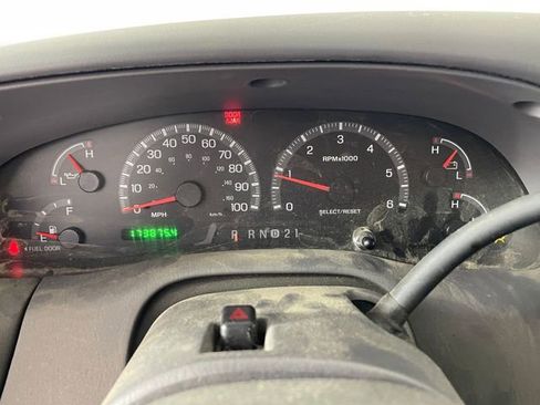 Used 2001 Ford F150 XLT AWD/4WD image 5