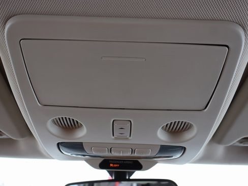 Used 2022 Ford EcoSport SE w/ SE Convenience Package image 17