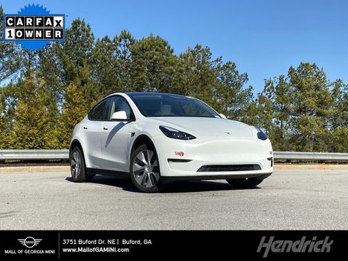 Used 2023 Tesla Model Y Long Range image 1