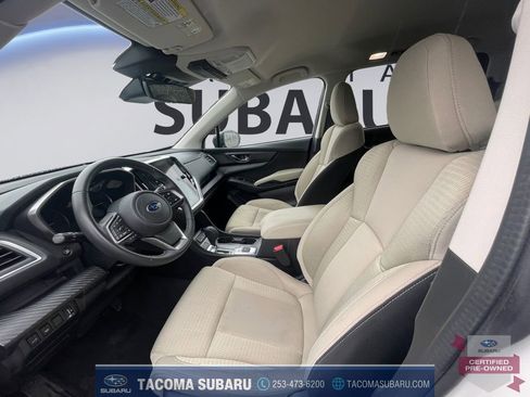 Used 2025 Subaru Ascent Premium image 10