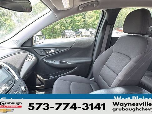 Used 2023 Chevrolet Malibu LT FWD image 18