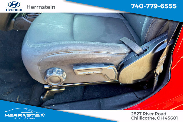 Used 2022 Jeep Gladiator Sport AWD/4WD image 9