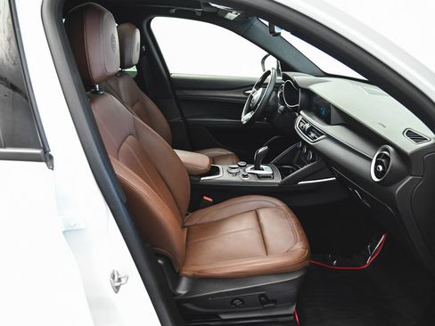 Used 2022 Alfa Romeo Stelvio Ti w/ Active Assist Plus Package AWD/4WD image 34
