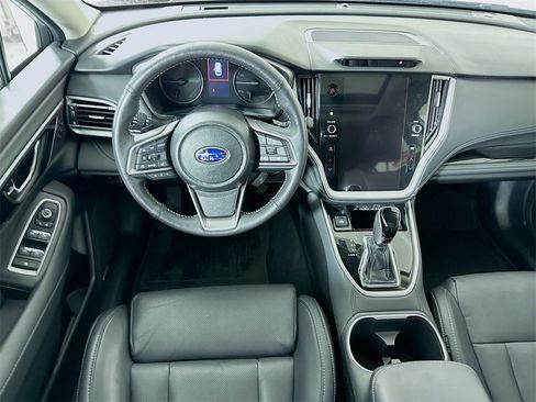 Certified 2025 Subaru Outback Limited image 4