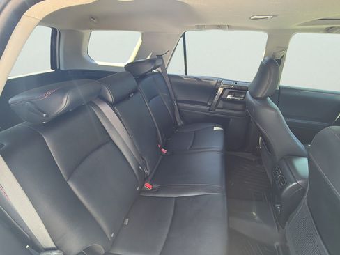 Used 2021 Toyota 4Runner TRD Off-Road Premium w/ Moonroof Package AWD/4WD image 16