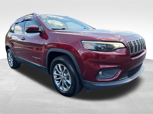 Used 2019 Jeep Cherokee Latitude Plus w/ Comfort/Convenience Group AWD/4WD image 8