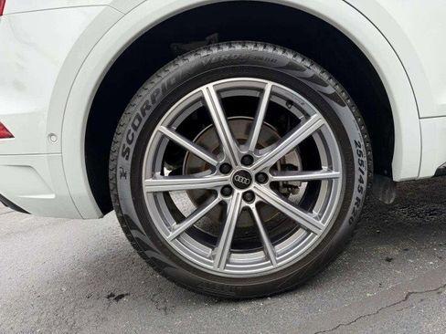 Certified 2023 Audi Q5 e Prestige w/ Prestige Package AWD/4WD image 32