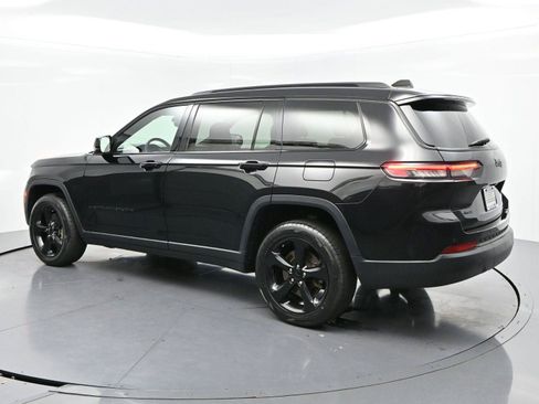 Used 2023 Jeep Grand Cherokee L Laredo AWD/4WD image 5