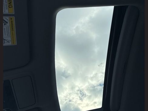 Used 2023 Honda Ridgeline RTL-E image 32