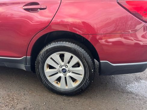 Used 2017 Subaru Outback 2.5i AWD/4WD image 17