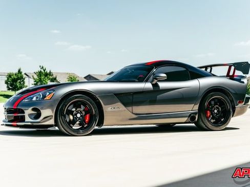 Used 2010 Dodge Viper ACR RWD image 57