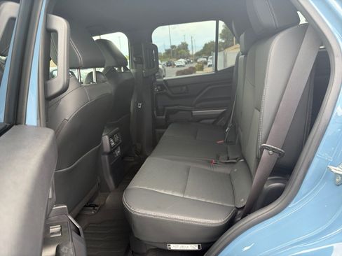Used 2025 Toyota 4Runner TRD Off-Road Premium w/ Tow Technology Package AWD/4WD image 24