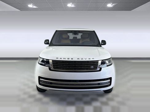 Used 2023 Land Rover Range Rover SE image 5