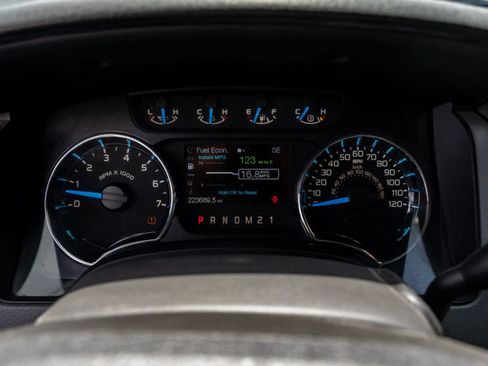 Used 2014 Ford F150 XLT w/ XLT Chrome Package RWD image 13