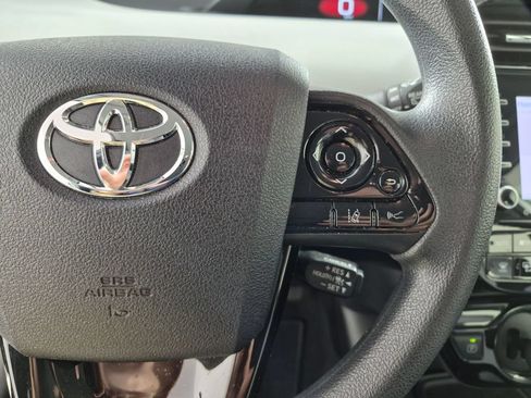 Used 2022 Toyota Prius LE FWD image 15