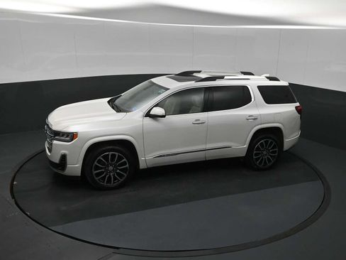 Used 2020 GMC Acadia Denali w/ Technology Package AWD/4WD image 13