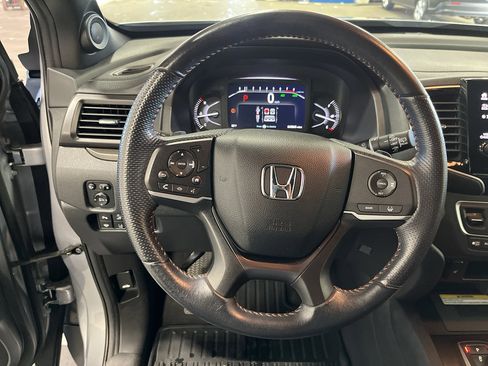 Used 2022 Honda Passport TrailSport image 29