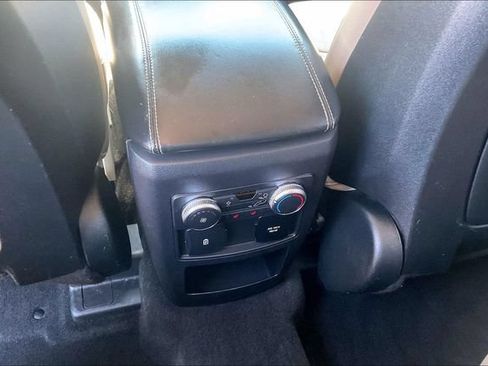 Used 2020 Ford Explorer Limited AWD/4WD image 32