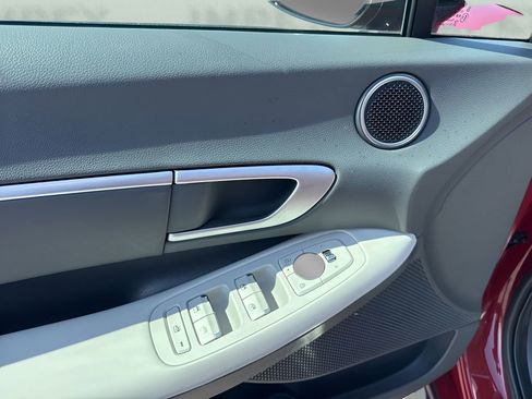 Used 2025 Hyundai Sonata SEL image 25