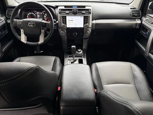 Certified 2020 Toyota 4Runner SR5 Premium image 25