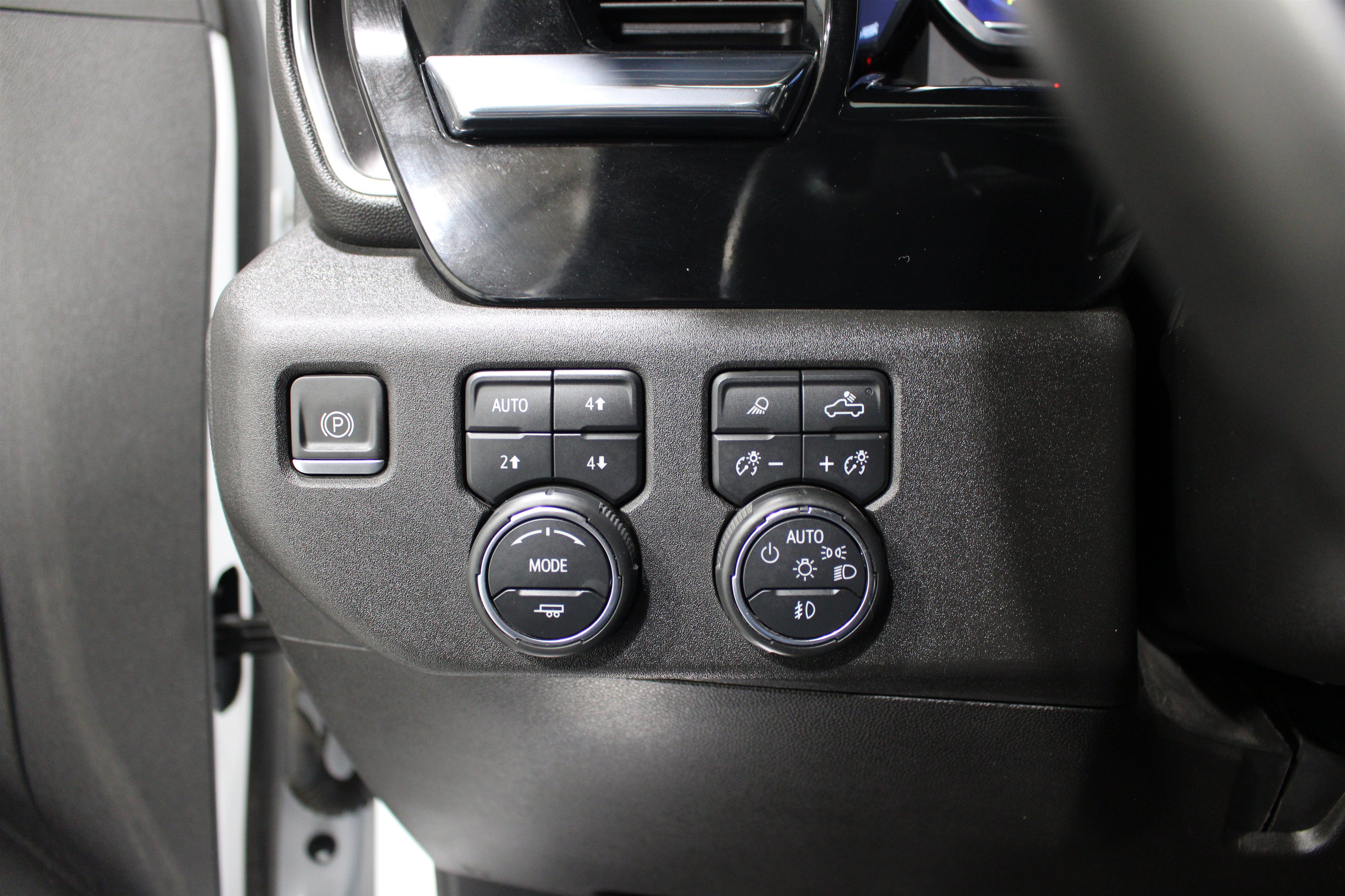 Used 2024 Chevrolet Silverado 1500 RST w/ RST All Star Premium Package AWD/4WD image 8