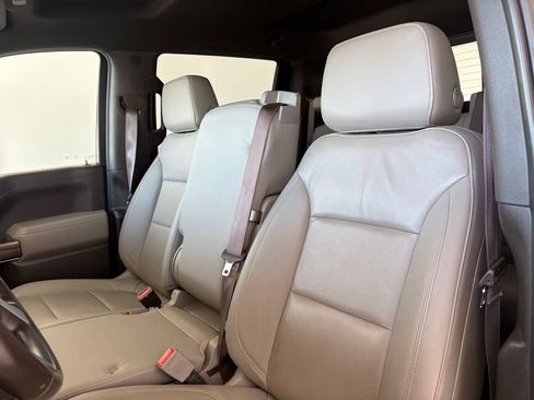 Used 2022 Chevrolet Silverado 1500 LT AWD/4WD image 31