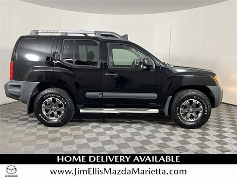 Used 2015 Nissan Xterra PRO-4X w/ Pro-4x Leather Package image 9