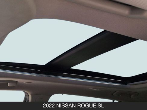 Used 2022 Nissan Rogue SL w/ SL Premium Package image 21