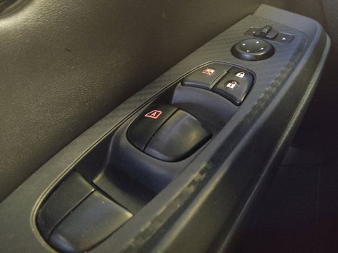 Used 2020 Nissan Sentra SV FWD image 27