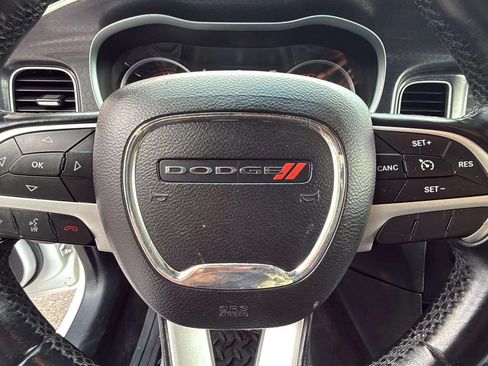Used 2016 Dodge Charger SXT AWD/4WD image 12