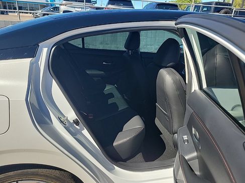New 2025 Nissan Sentra SR w/ SR Premium Package FWD image 15