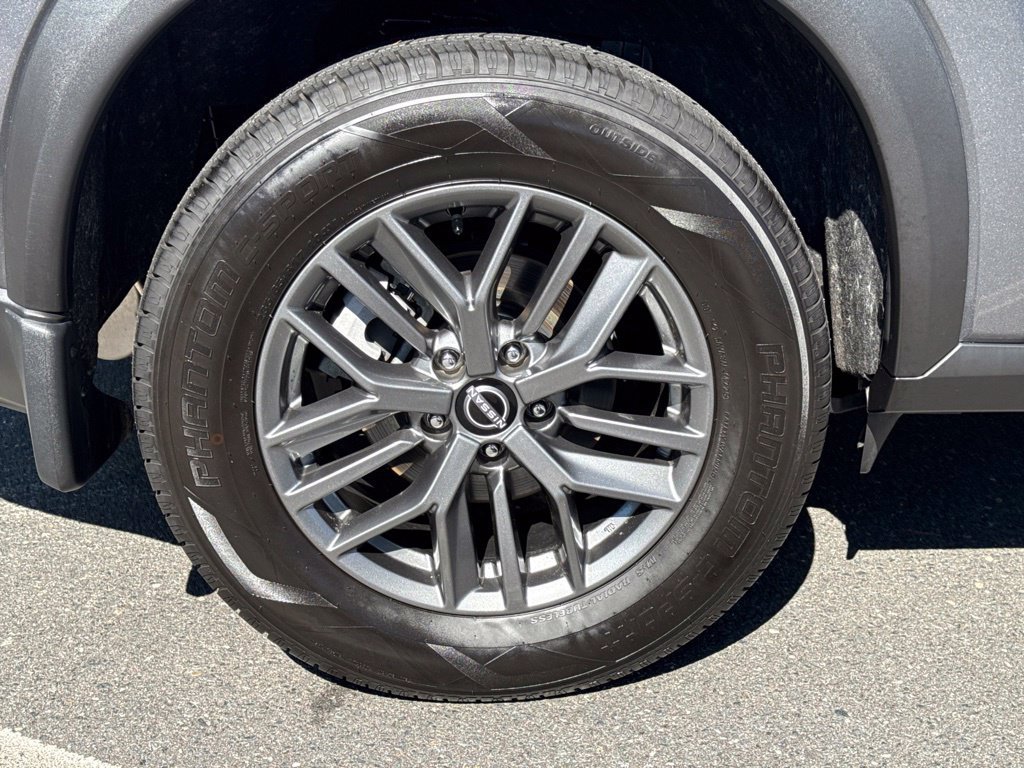 Used 2023 Nissan Rogue S FWD image 10