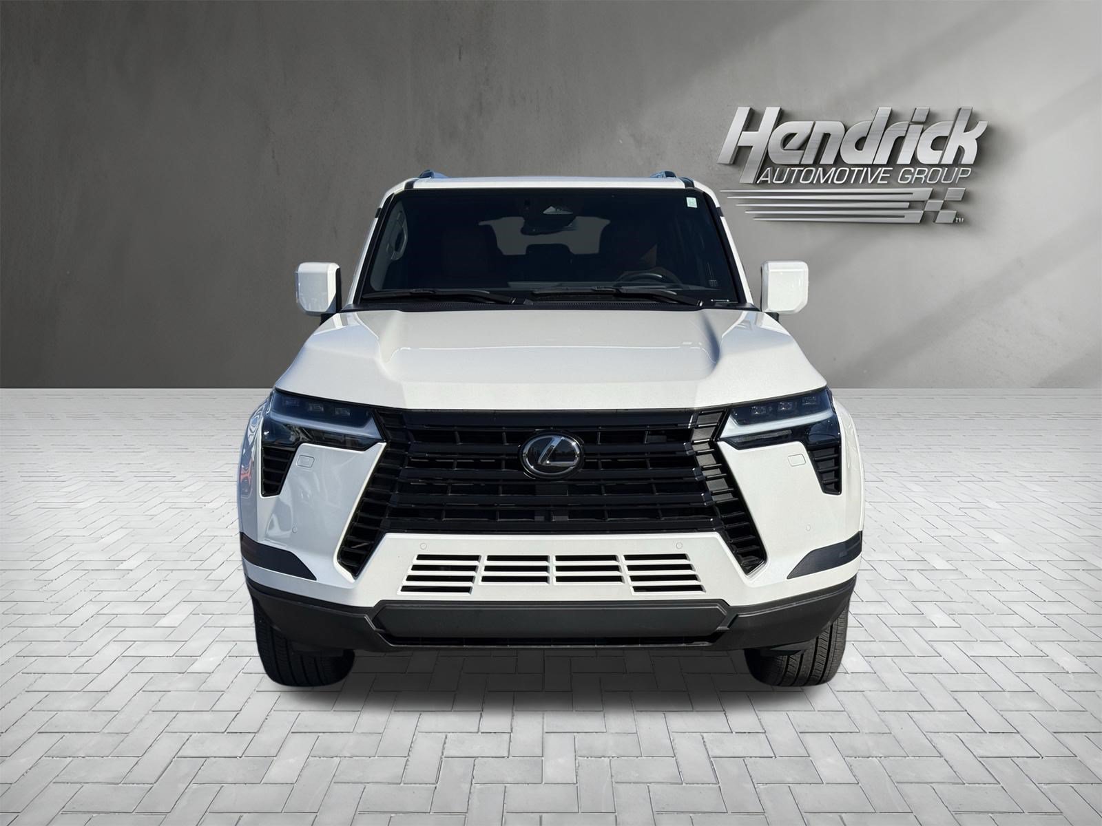 Used 2024 Lexus GX 550 w/ Cold Area Package AWD/4WD image 3