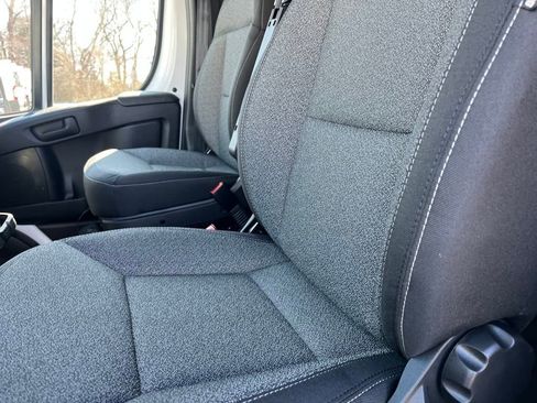 New 2025 RAM ProMaster 2500 w/ Quick Order Package 22G SLT image 14