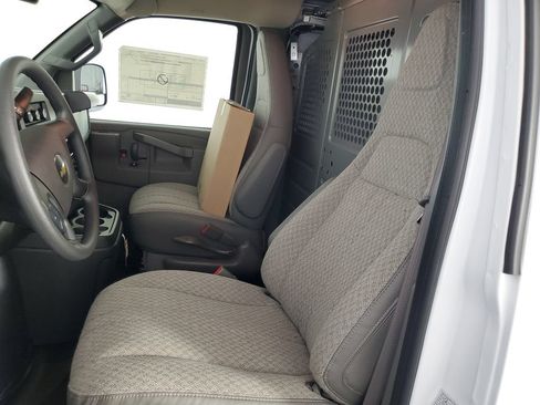 New 2026 Chevrolet Express 2500 w/ Driver Convenience Package RWD image 17