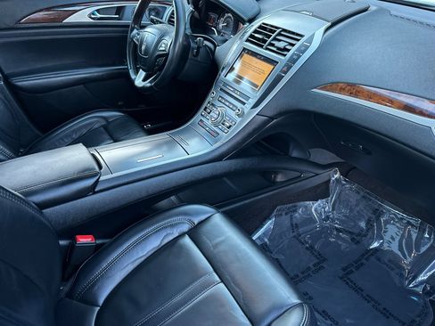 Used 2019 Lincoln MKZ Reserve w/ Reserve Plus Package image 14