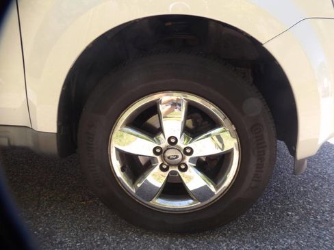 Used 2009 Ford Escape XLT FWD image 23