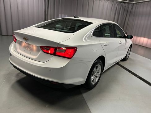 Used 2025 Chevrolet Malibu LS w/ Driver Confidence Package image 7