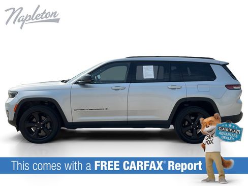 Used 2023 Jeep Grand Cherokee L Laredo AWD/4WD image 2