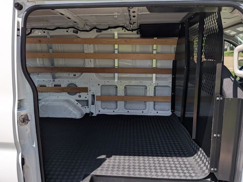 Used 2024 Ford Transit 250 Low Roof w/ Exterior Upgrade Package RWD image 16