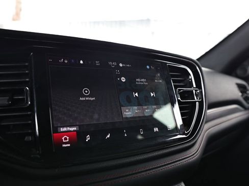 Used 2024 Dodge Durango GT image 26