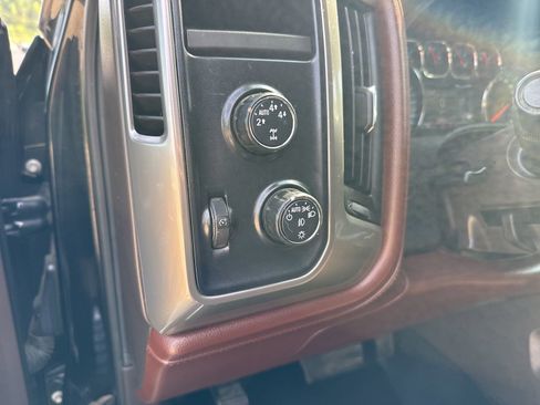 Used 2016 Chevrolet Silverado 1500 High Country AWD/4WD image 18