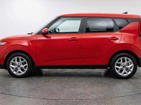Used 2025 Kia Soul LX w/ LX Technology Package image 5