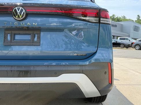 New 2026 Volkswagen Tiguan SE AWD/4WD image 15