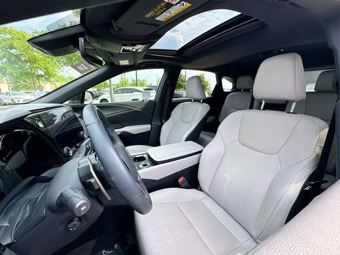 Used 2023 Lexus RX 350 Premium Plus w/ Cold Area Package FWD image 11